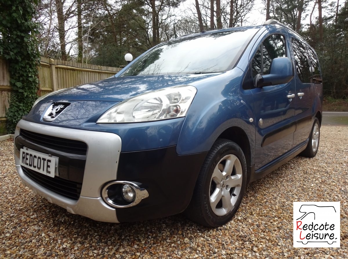 2011 Peugeot Partner Tepee Outdoor(18)