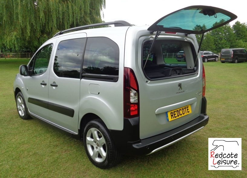 2015 Peugeot Partner Tepee Outdoor Micro Camper (22)