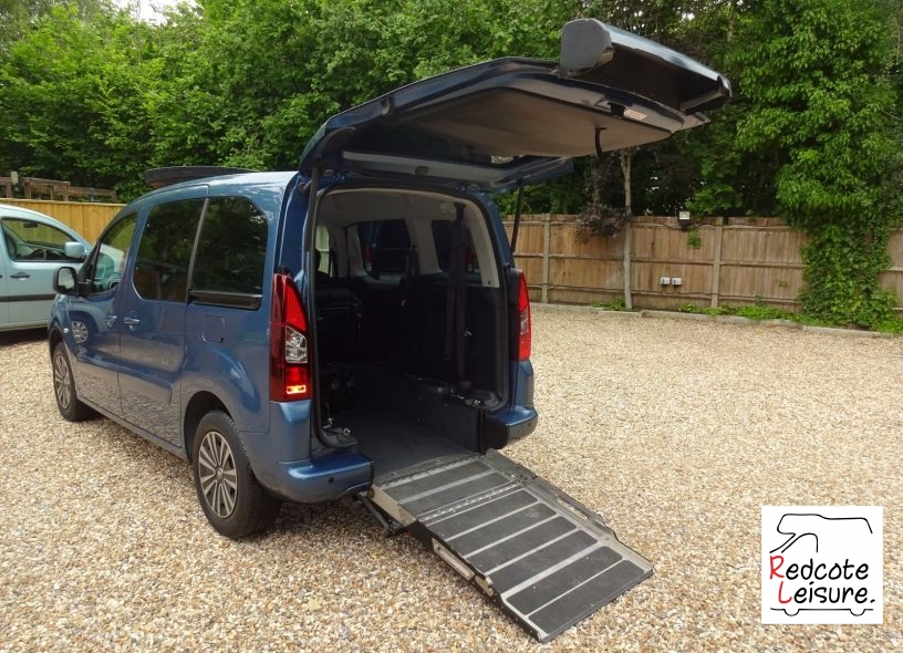 2015 Peugeot Partner Tepee S Micro Camper Wheelchair Access Vehicle (WAV) (15)