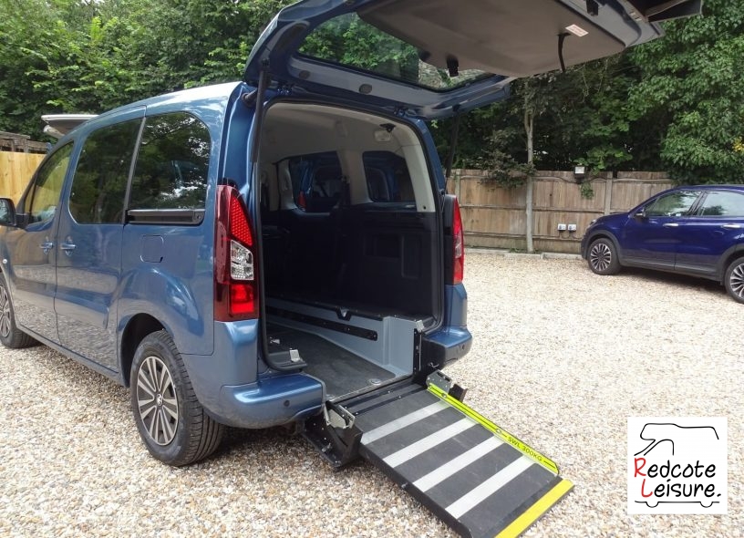 2013 Peugeot Partner Tepee S Micro Camper Wheelchair Access Vehicle (WAV) (17)