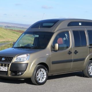 Fiat Doblo 2001 - 2010 High Top with Barn Doors Blackout Blinds