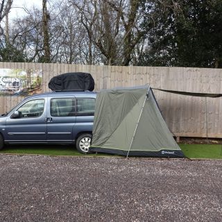 Outwell Sandcrest S on Citroen Berlingo with optional canopy poles 2