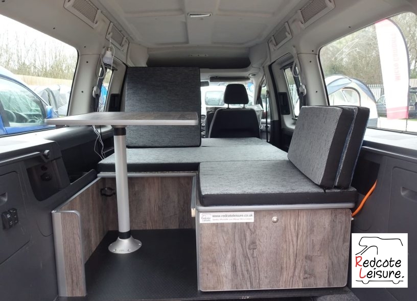 2011 Volkswagen Caddy Maxi Life Micro Camper (27)