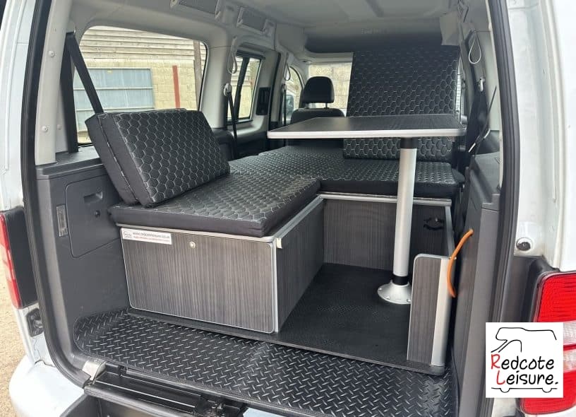 2012 Volkswagen Caddy Maxi Life Micro Camper (12)