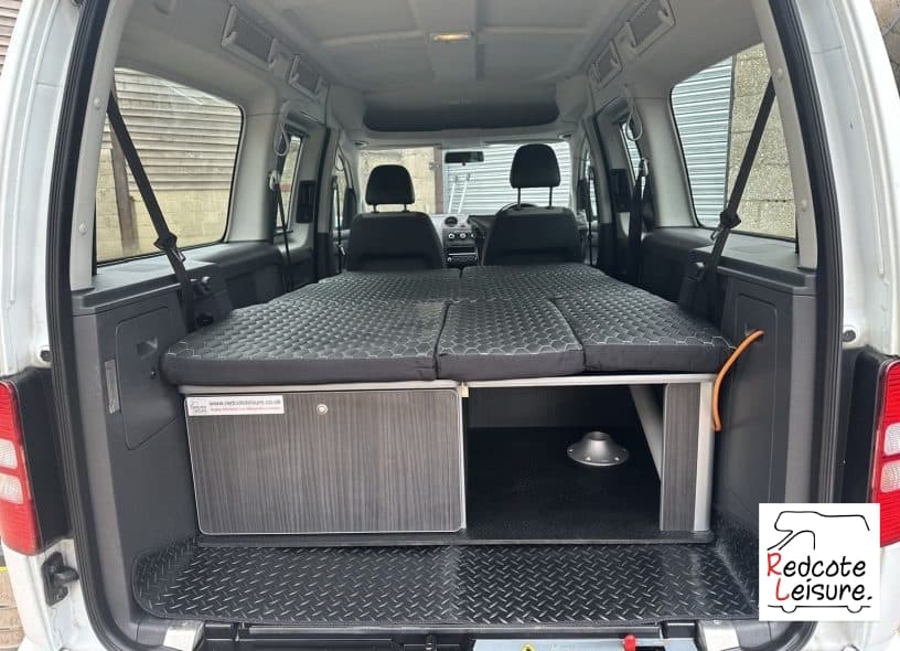 2012 Volkswagen Caddy Maxi Life Micro Camper (22)