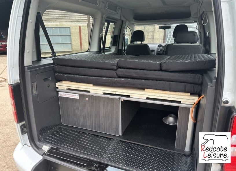 2012 Volkswagen Caddy Maxi Life Micro Camper (24)