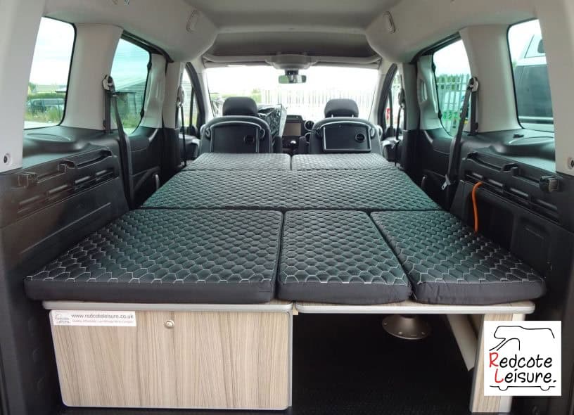 2015 Peugeot Partner Tepee Allure Blue HDI Micro Camper (30)