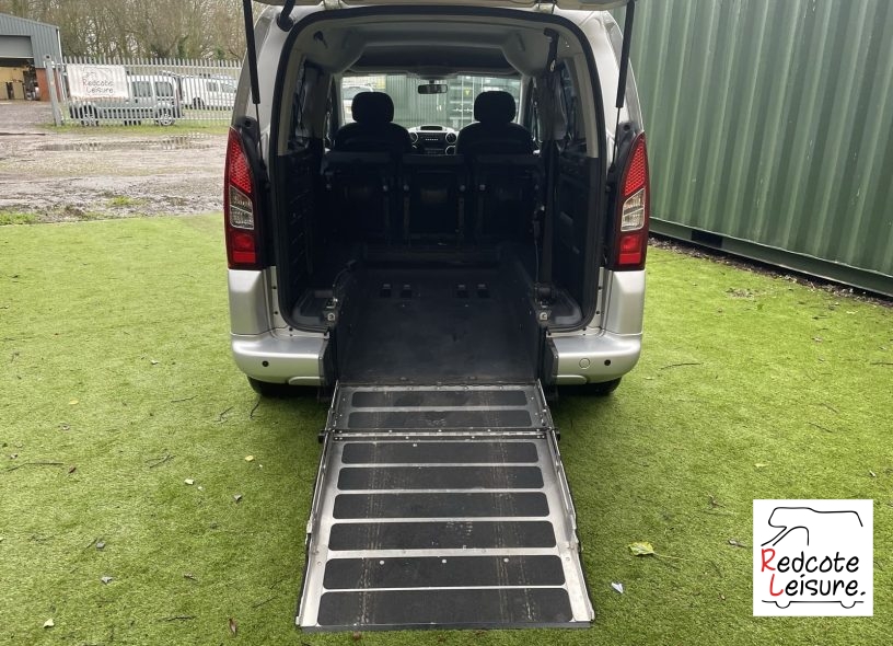 2015 Peugeot Partner Tepee S Micro Camper Wheelchair Access Vehicle (WAV) (15)