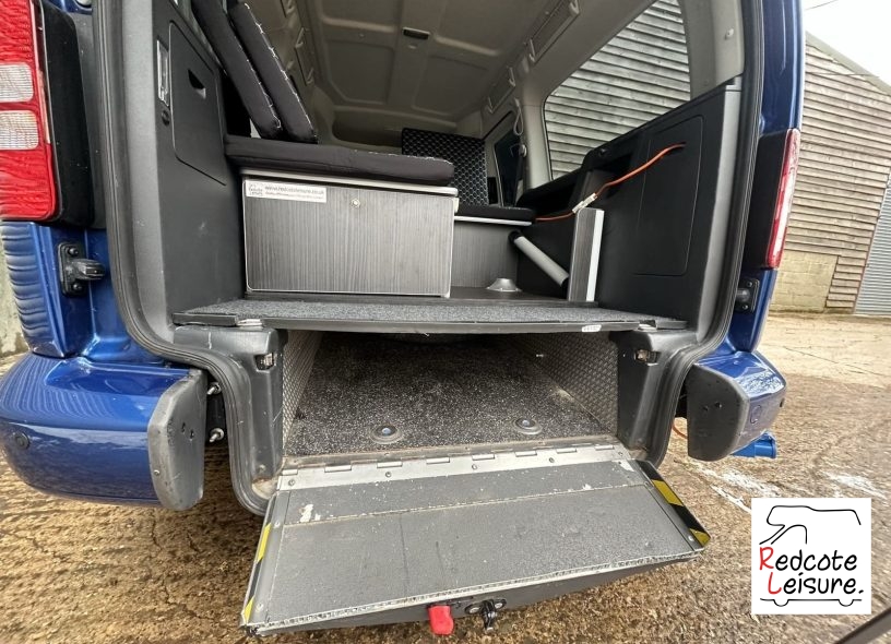 2015 Volkswagen Caddy Maxi Life Micro Camper WAV (21)