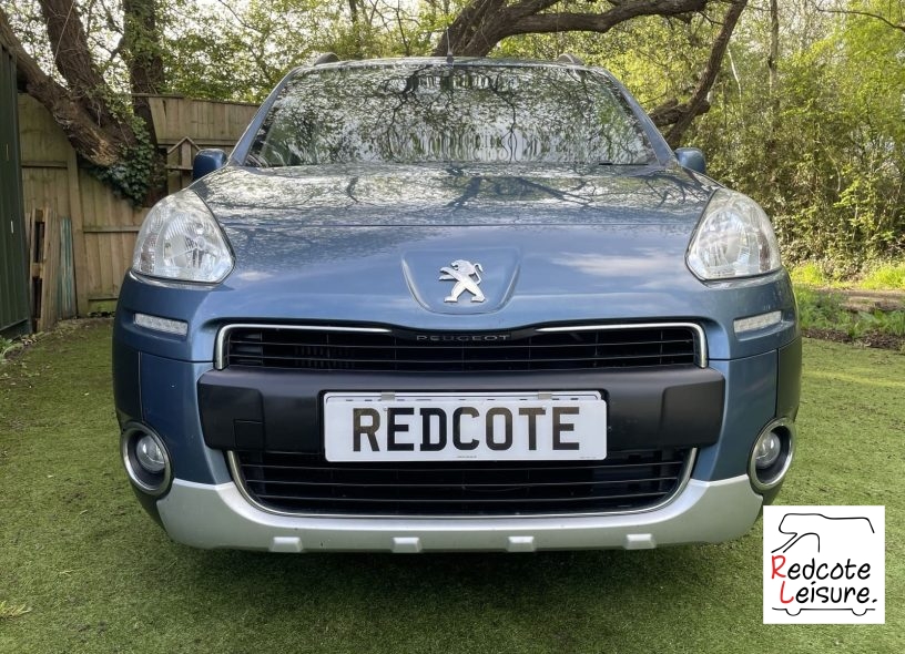 2015 Peugeot Partner Tepee Outdoor Micro Camper (18)