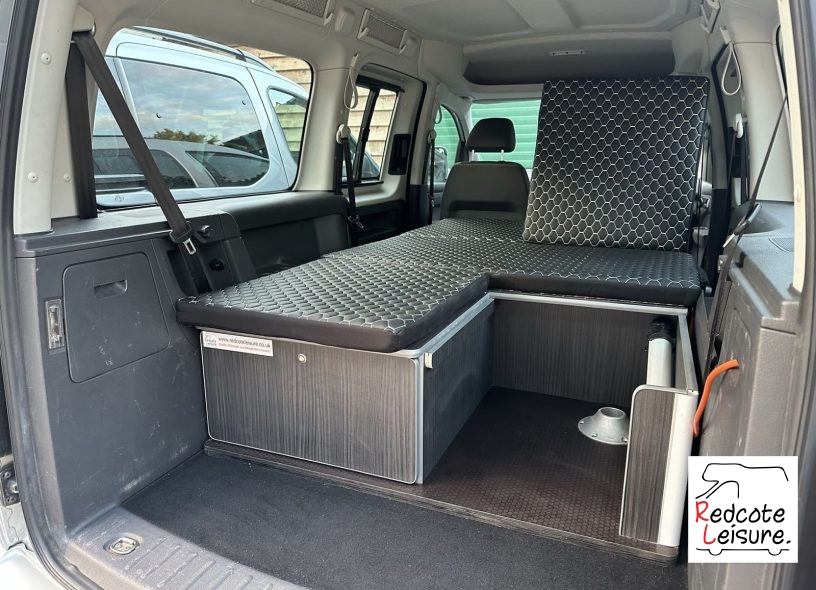 2015 Volkswagen Caddy Maxi Life Micro Camper (20)