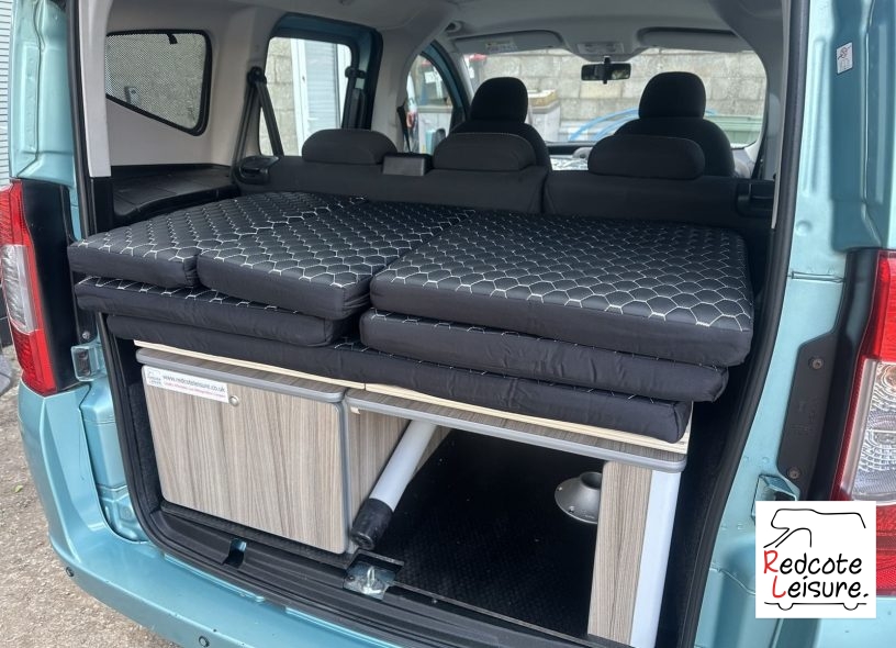 2017 Fiat Qubo Lounge Micro Camper (19)