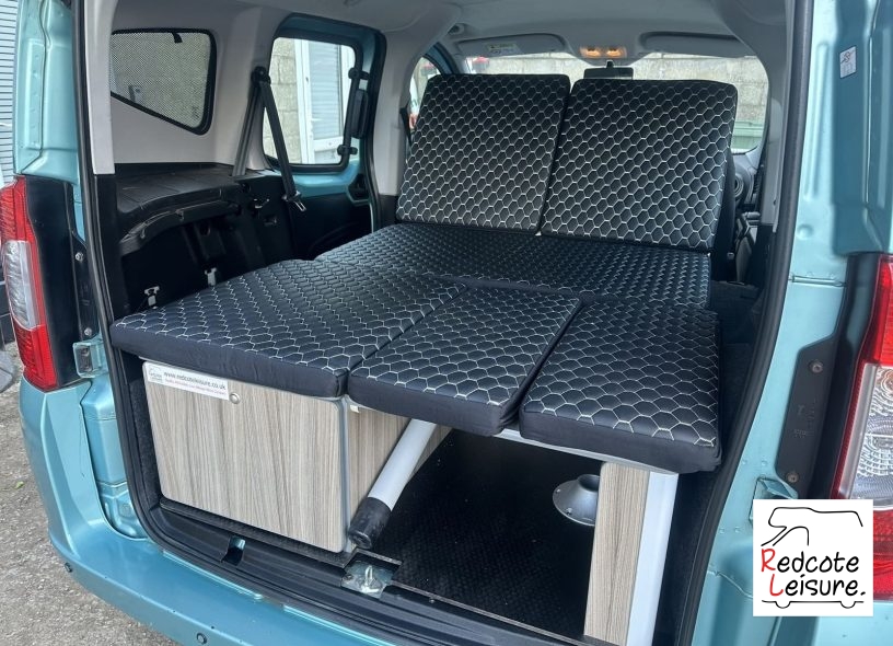 2017 Fiat Qubo Lounge Micro Camper (23)