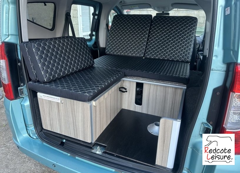 2017 Fiat Qubo Lounge Micro Camper (27)