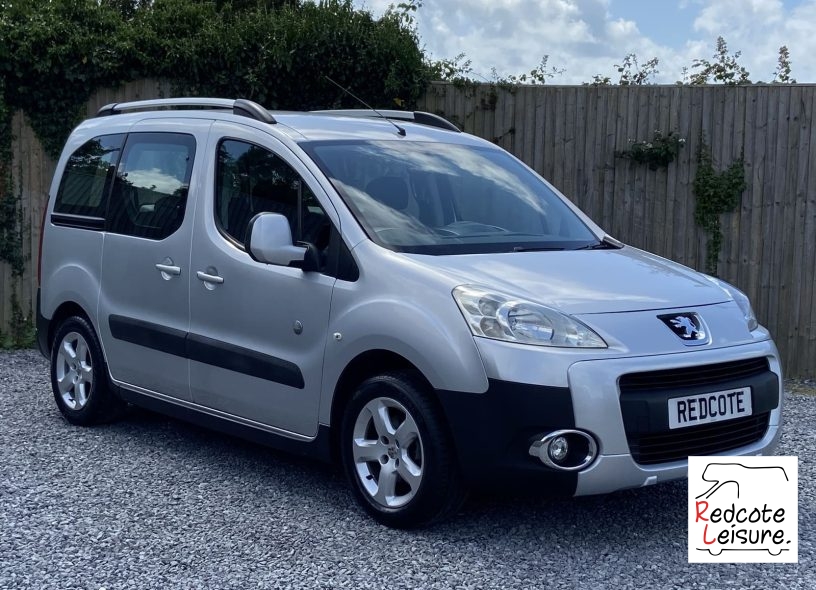 2011 Peugeot Partner Tepee Outdoor Micro Camper (12)