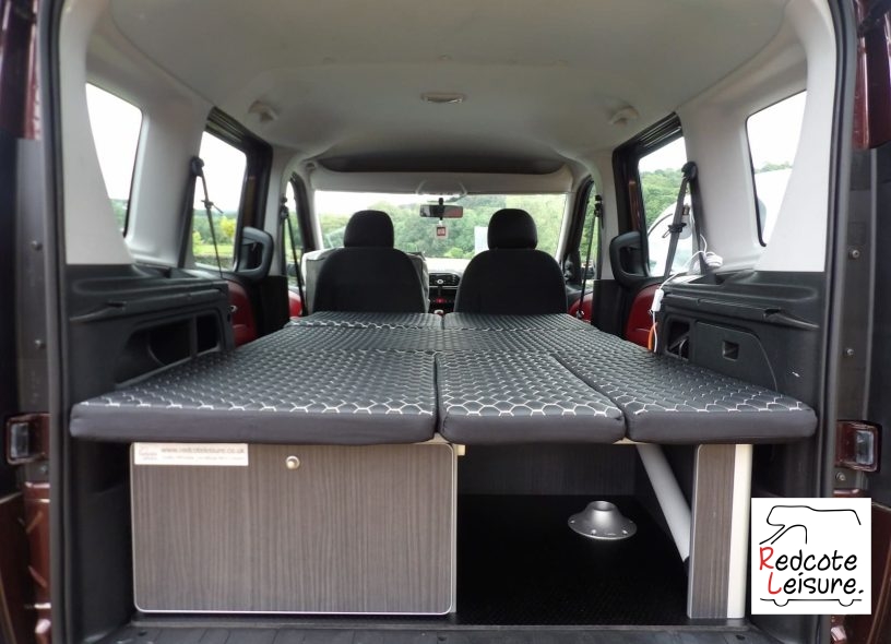 2013 Fiat Doblo Eleganza Micro Camper (18)