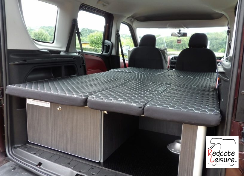 2013 Fiat Doblo Eleganza Micro Camper (19)