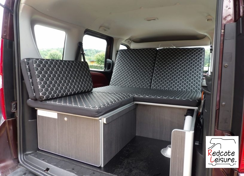 2013 Fiat Doblo Eleganza Micro Camper (26)