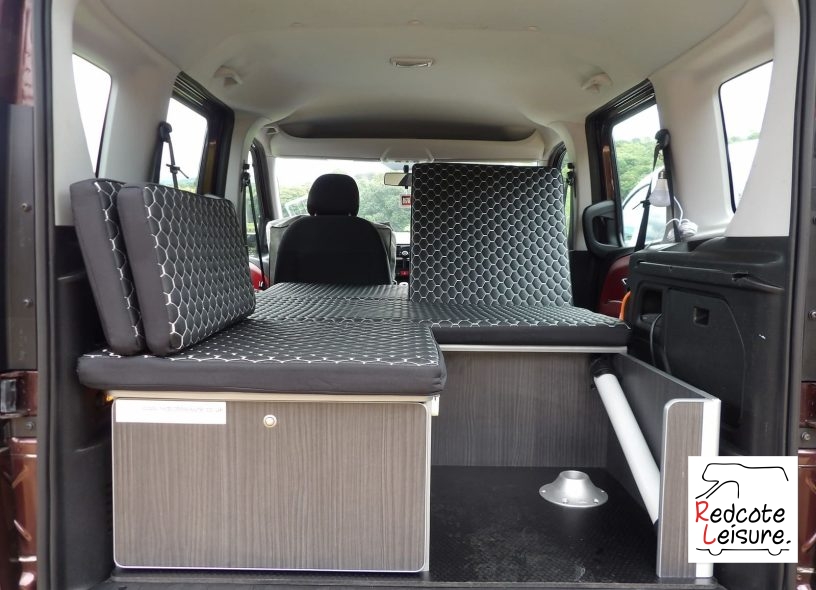 2013 Fiat Doblo Eleganza Micro Camper (35)