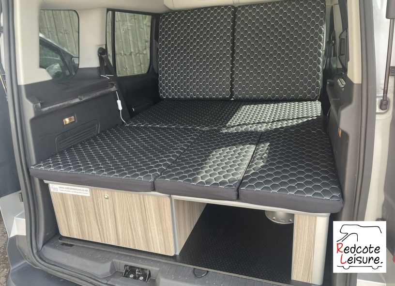 2015 Ford Tourneo Connect Zetec Micro Camper (32)