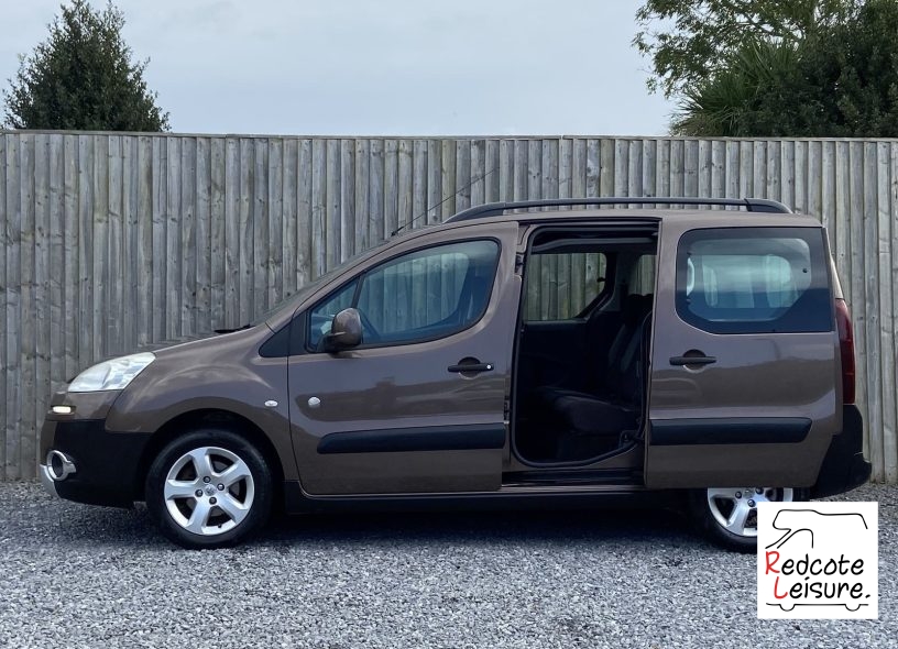 2012 Peugeot Partner Tepee Outdoor Micro Camper (12)