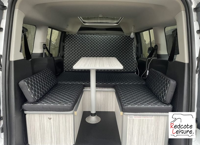 2015 Ford Grand Tourneo Connect Titanium Micro Camper (18)