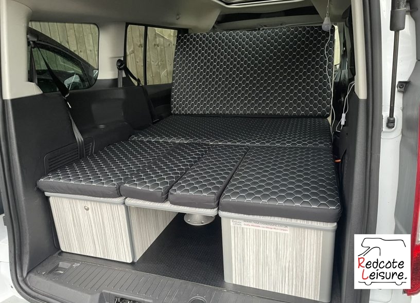 2015 Ford Grand Tourneo Connect Titanium Micro Camper (21)