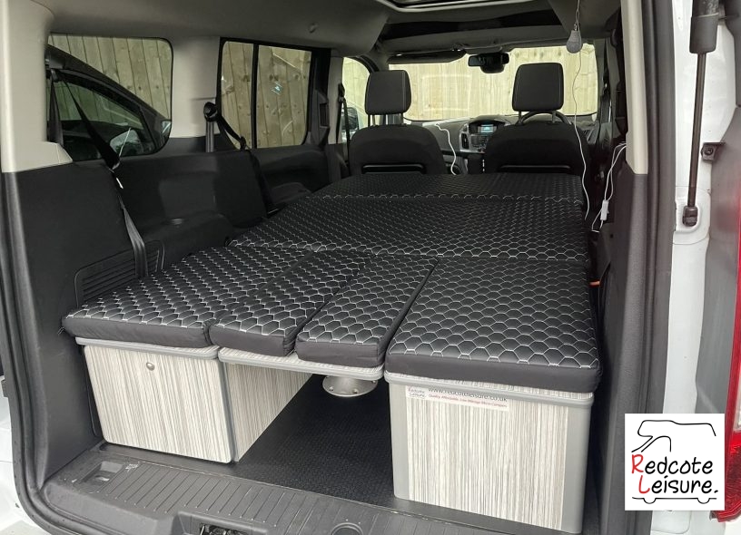 2015 Ford Grand Tourneo Connect Titanium Micro Camper (24)