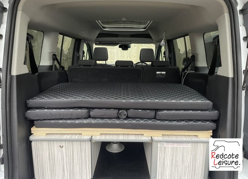 2015 Ford Grand Tourneo Connect Titanium Micro Camper (26)