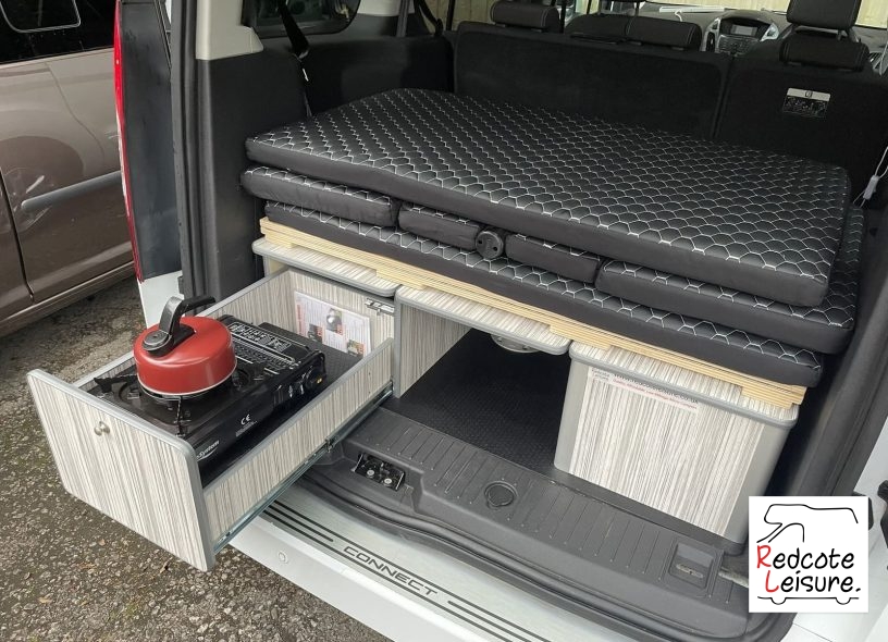 2015 Ford Grand Tourneo Connect Titanium Micro Camper (27)