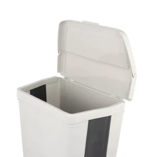 Collapsible Hanging Bin 3