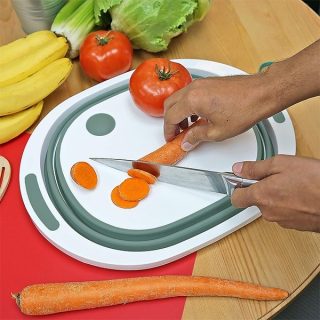 Pack and Go Collapsible Sink with Cutting Board 4