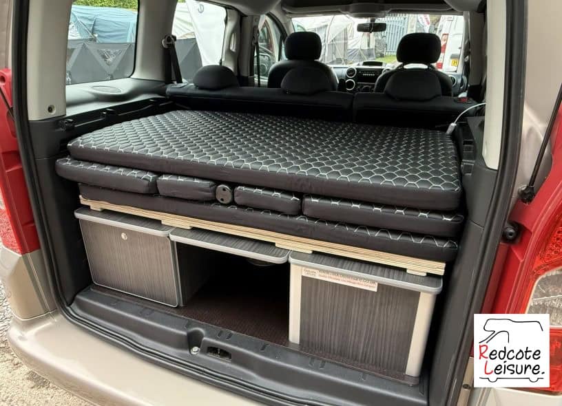 2011 Peugeot Partner Tepee S Micro Camper (22)