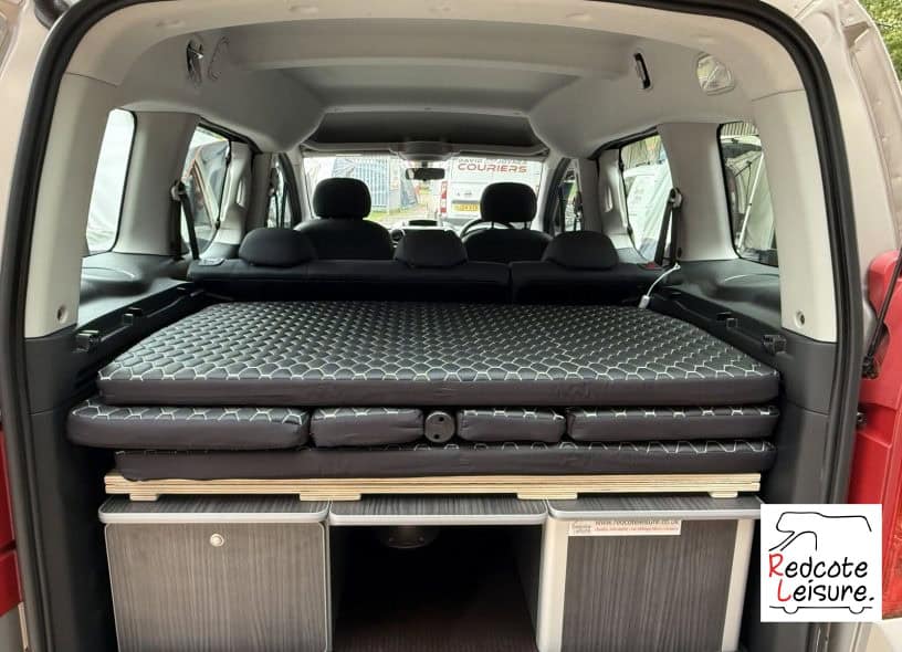 2011 Peugeot Partner Tepee S Micro Camper (23)