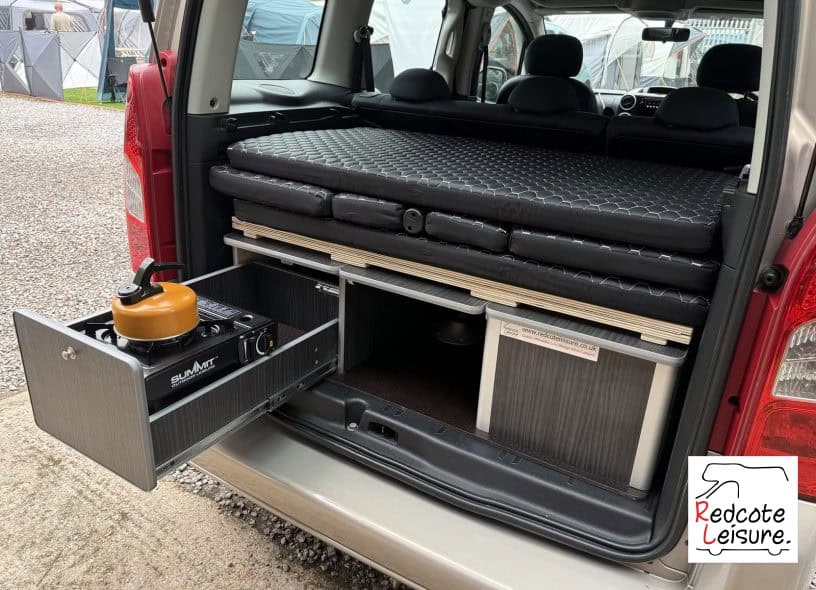 2011 Peugeot Partner Tepee S Micro Camper (24)