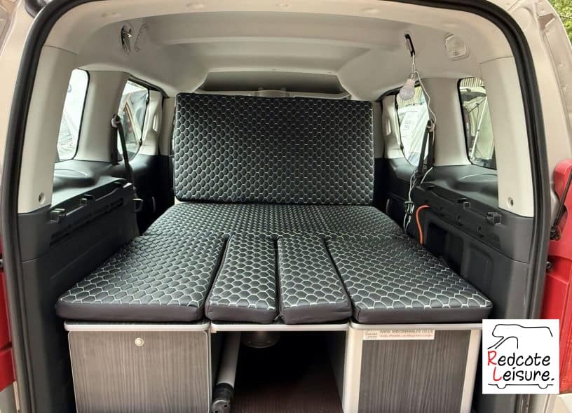 2011 Peugeot Partner Tepee S Micro Camper (27)