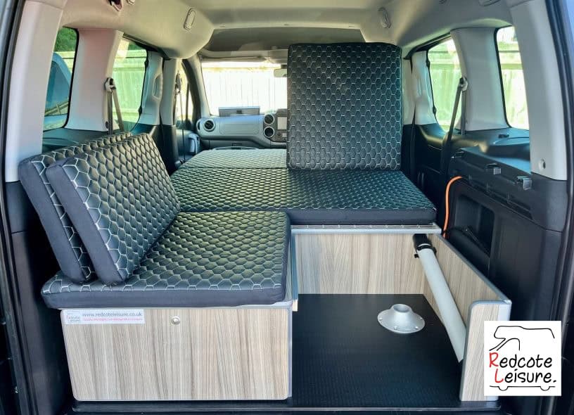 2018 Peugeot Partner Tepee Outdoor Blue HDI Micro Camper (19)