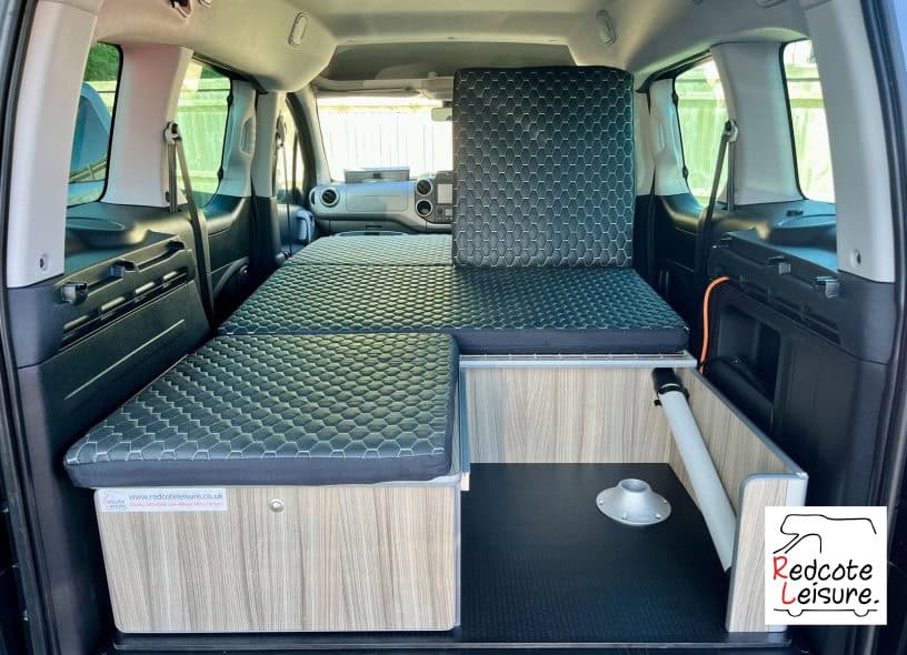 2018 Peugeot Partner Tepee Outdoor Blue HDI Micro Camper (23)