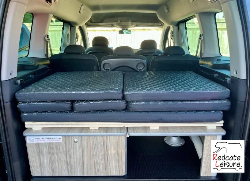 2018 Peugeot Partner Tepee Outdoor Blue HDI Micro Camper (32)