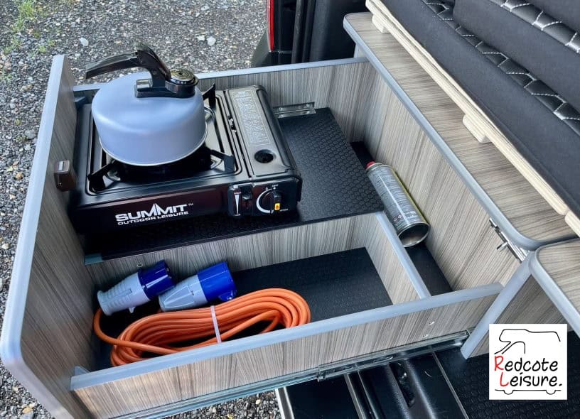 2018 Peugeot Partner Tepee Outdoor Blue HDI Micro Camper (35)