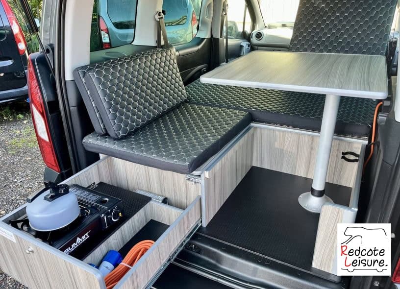 2018 Peugeot Partner Tepee Outdoor Blue HDI Micro Camper (36)