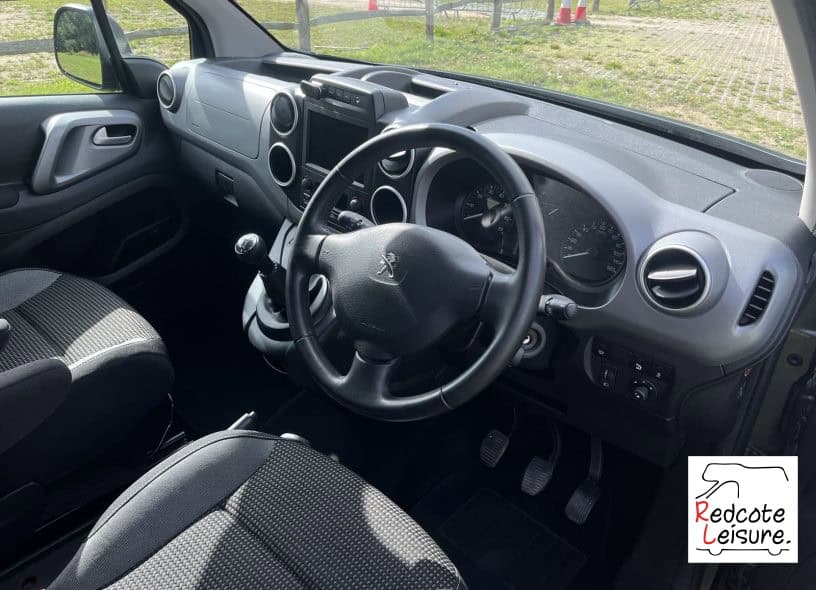 2018 Peugeot Partner Tepee Outdoor Blue HDI Micro Camper (7)