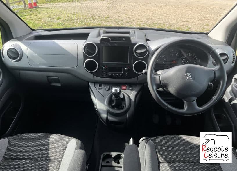 2018 Peugeot Partner Tepee Outdoor Blue HDI Micro Camper (8)