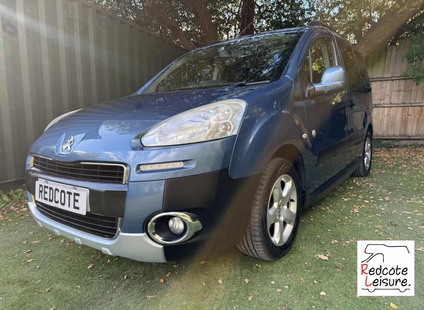 2014 Peugeot Partner Tepee Outdoor Micro Camper (1)