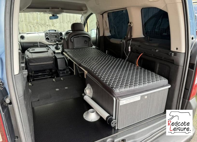 2014 Peugeot Partner Tepee Outdoor Micro Camper (33)