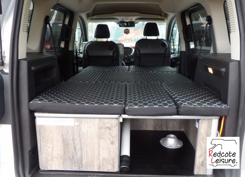 2019 Ford Tourneo Courier Titanium Micro Camper (30)
