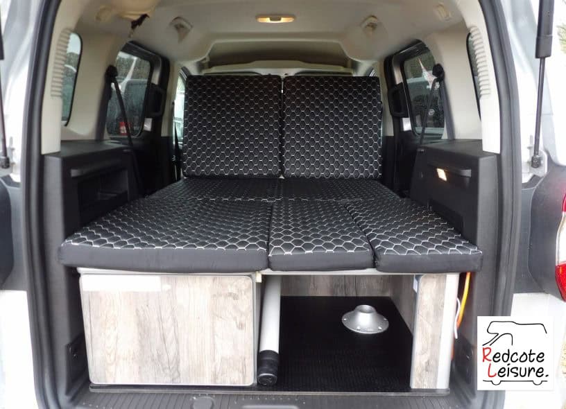 2019 Ford Tourneo Courier Titanium Micro Camper (31)