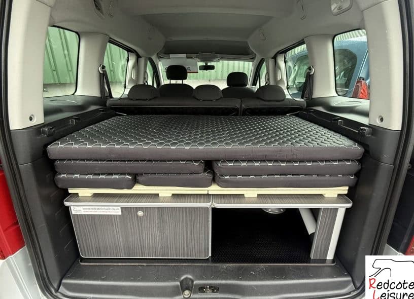 2012 Peugeot Partner Tepee S Micro Camper (18)