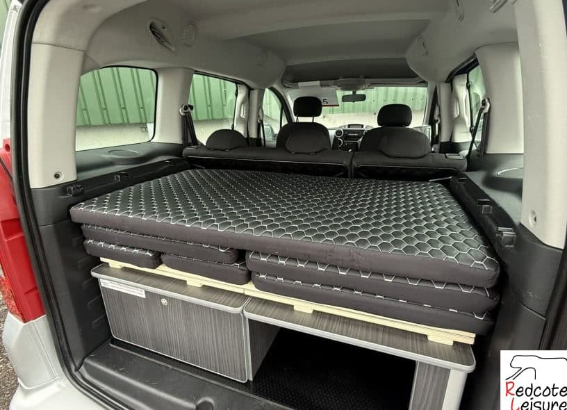 2012 Peugeot Partner Tepee S Micro Camper (19)