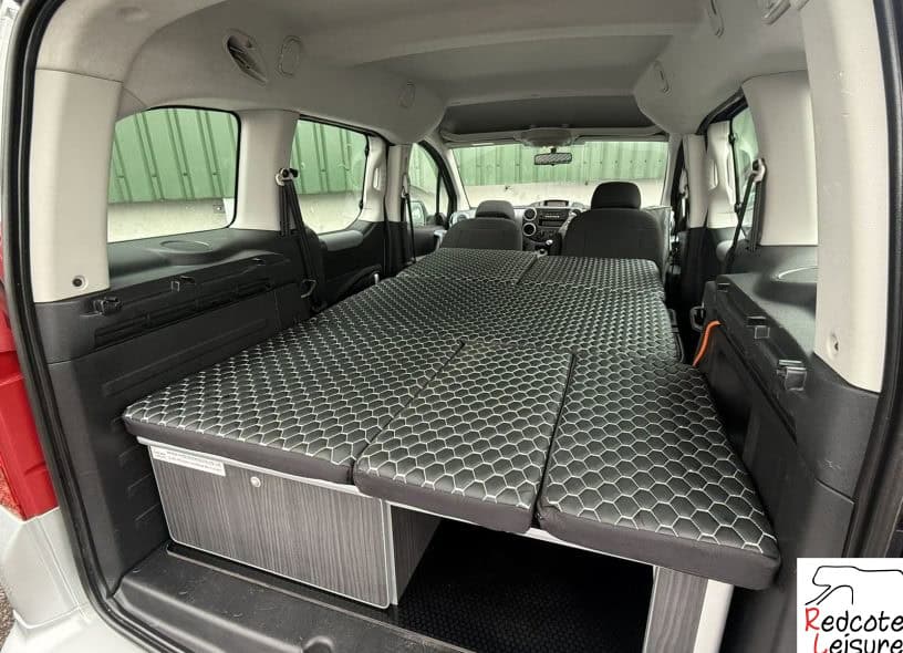 2012 Peugeot Partner Tepee S Micro Camper (20)